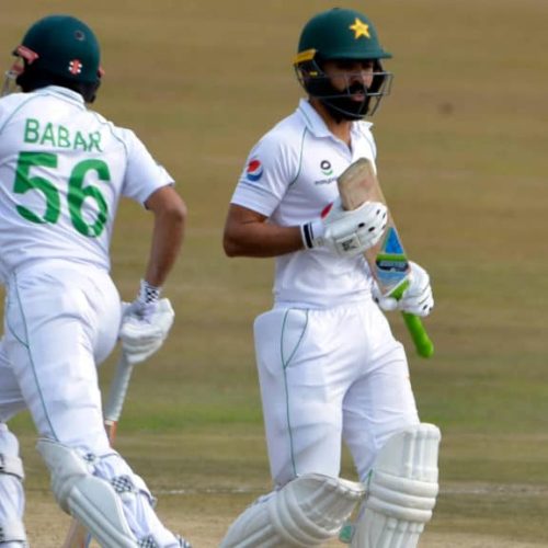 Pakistan end day one on top
