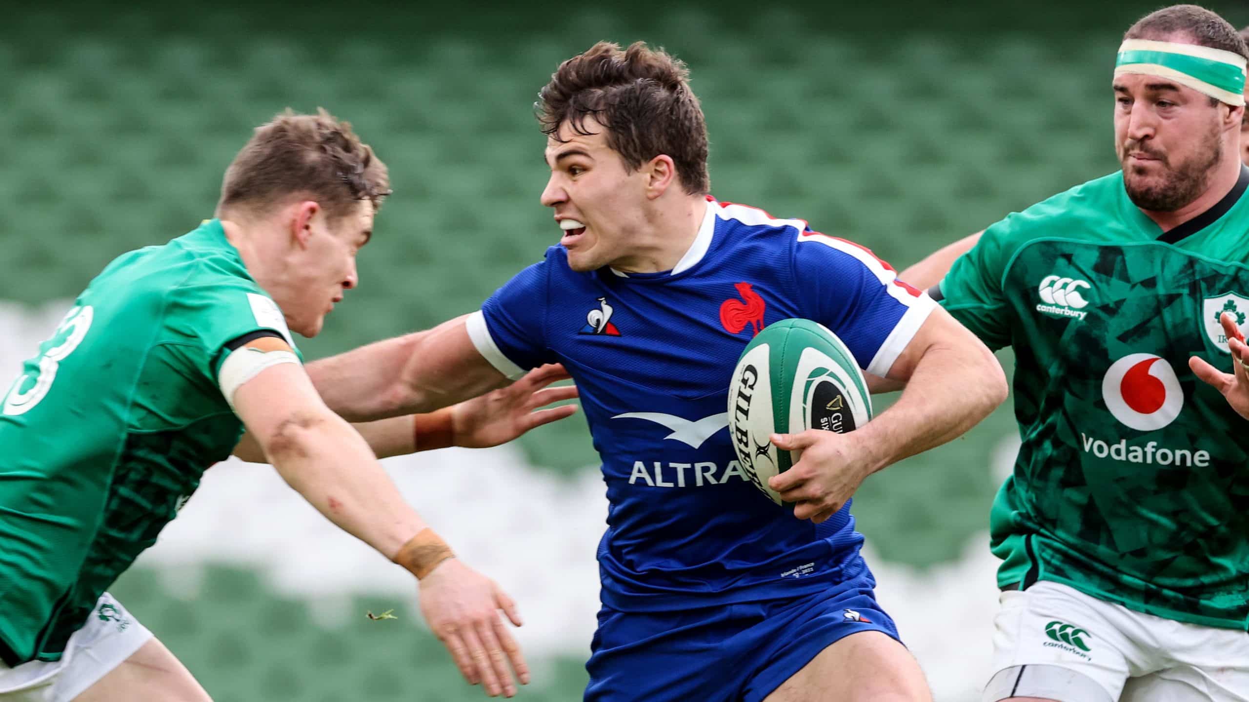 You are currently viewing France hold on to win Dublin arm wrestle