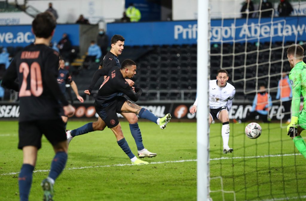 You are currently viewing Man City ease into FA Cup quarter-finals