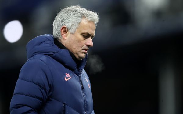 You are currently viewing Mourinho feels Tottenham dressing room divided by ‘selfish’ players