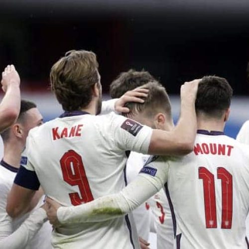 Mount: Kane’s ability to drop deep can be ‘brilliant’ for England