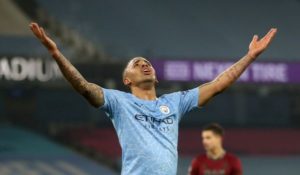 Read more about the article Manchester City leave it late to beat Wolves and make it 21 wins in a row