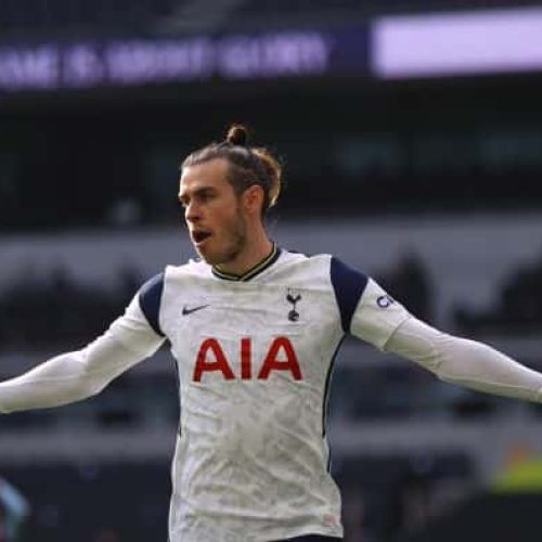 Bale ignores critics as he returns to form for Tottenham