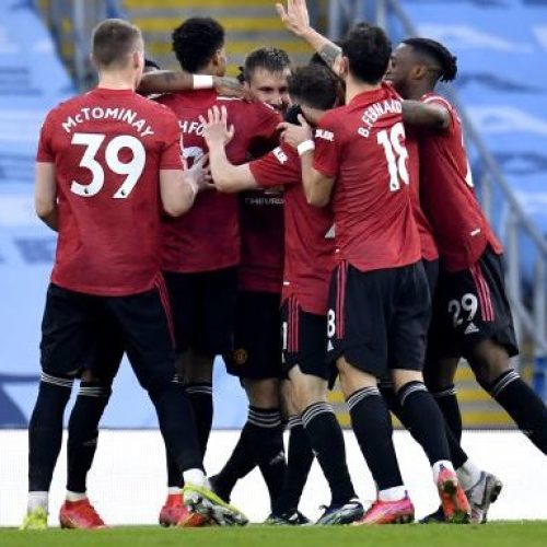 Manchester United end City’s winning run to climb back to second on table