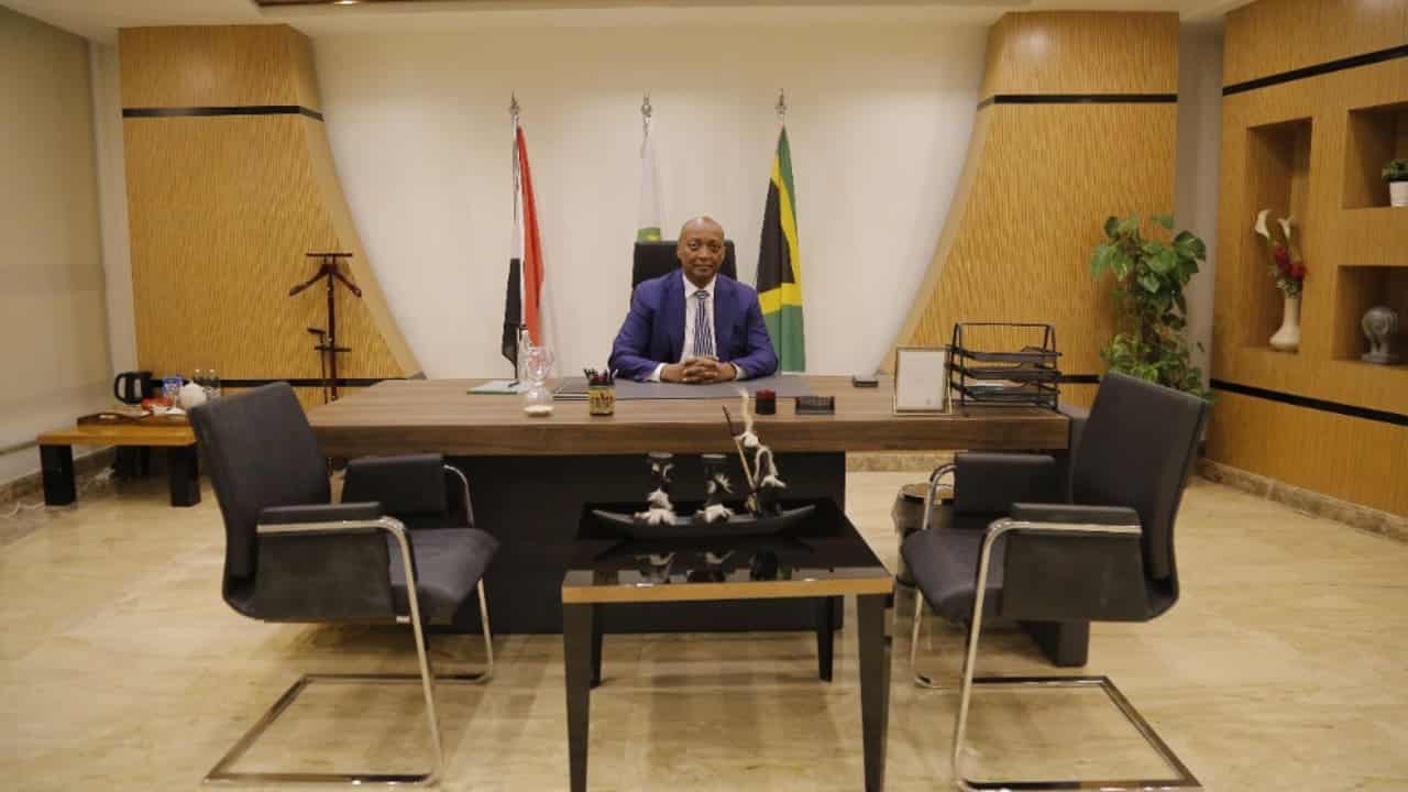 You are currently viewing Caf President Dr Patrice Motsepe holds key meetings in Cairo