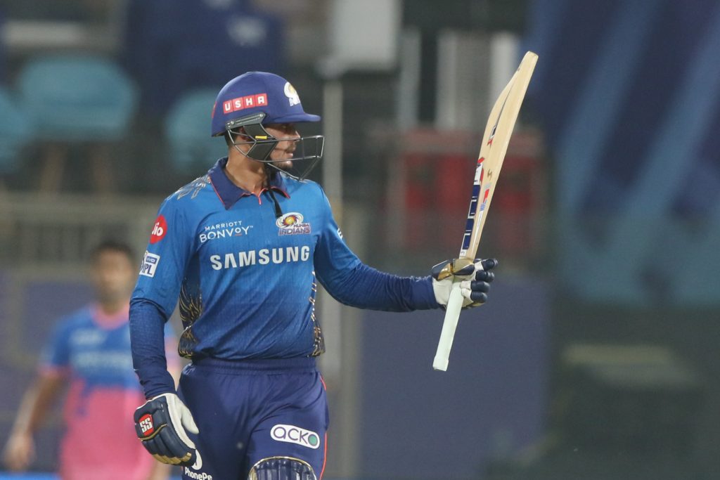 You are currently viewing De Kock finds form, guides Mumbai to victory