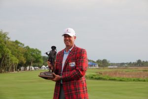 Read more about the article Stewart Cink wins third RBC Heritage title