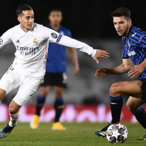 Chelsea will join Man Utd in offering Vazquez a contract