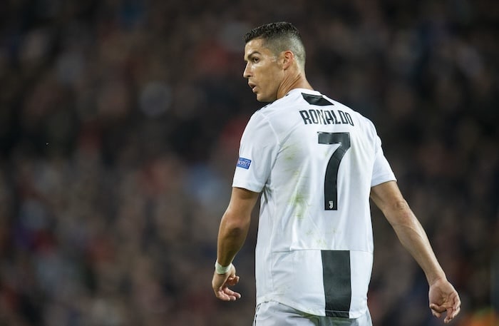 You are currently viewing Man Utd losing ground in race to sign Ronaldo