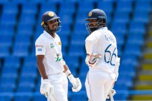 Read more about the article Sri Lankan players refuse to sign new contracts as board makes hefty pay cuts