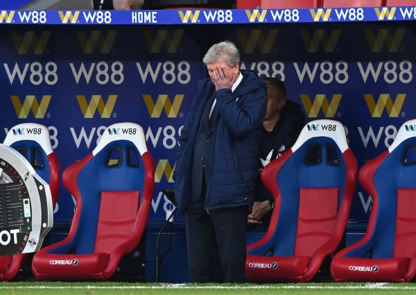 You are currently viewing Arsenal ruin Roy Hodgson’s Selhurst Park farewell with two late goals