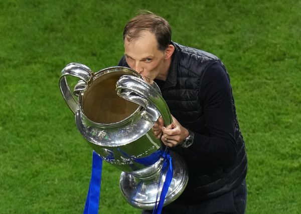 You are currently viewing Tuchel signs contract extension at Chelsea until 2024