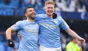 Read more about the article Aguero bags double on farewell as Man City smash Everton