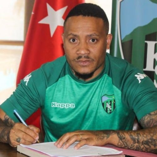 Ndlovu unveiled by Turkish club Kocaelispor