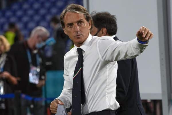 You are currently viewing Mancini not interested in settling for a draw against Wales