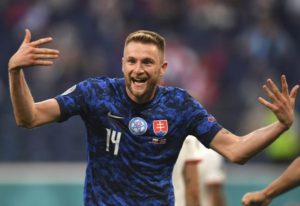 Read more about the article Skriniar strike earns Slovakia victory over 10-man Poland
