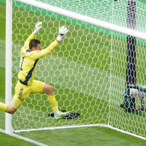 Scotland begin Euro 2020 campaign with defeat by the Czech Republic at Hampden