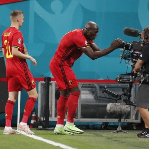 Lukaku dedicates goal to Christian Eriksen as Belgium see off Russia