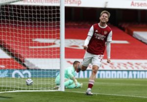 Read more about the article Arsenal tie Emile Smith Rowe to long-term deal