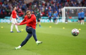 Read more about the article Spurs set to fine Kane after he fails to report for pre-season Covid tests
