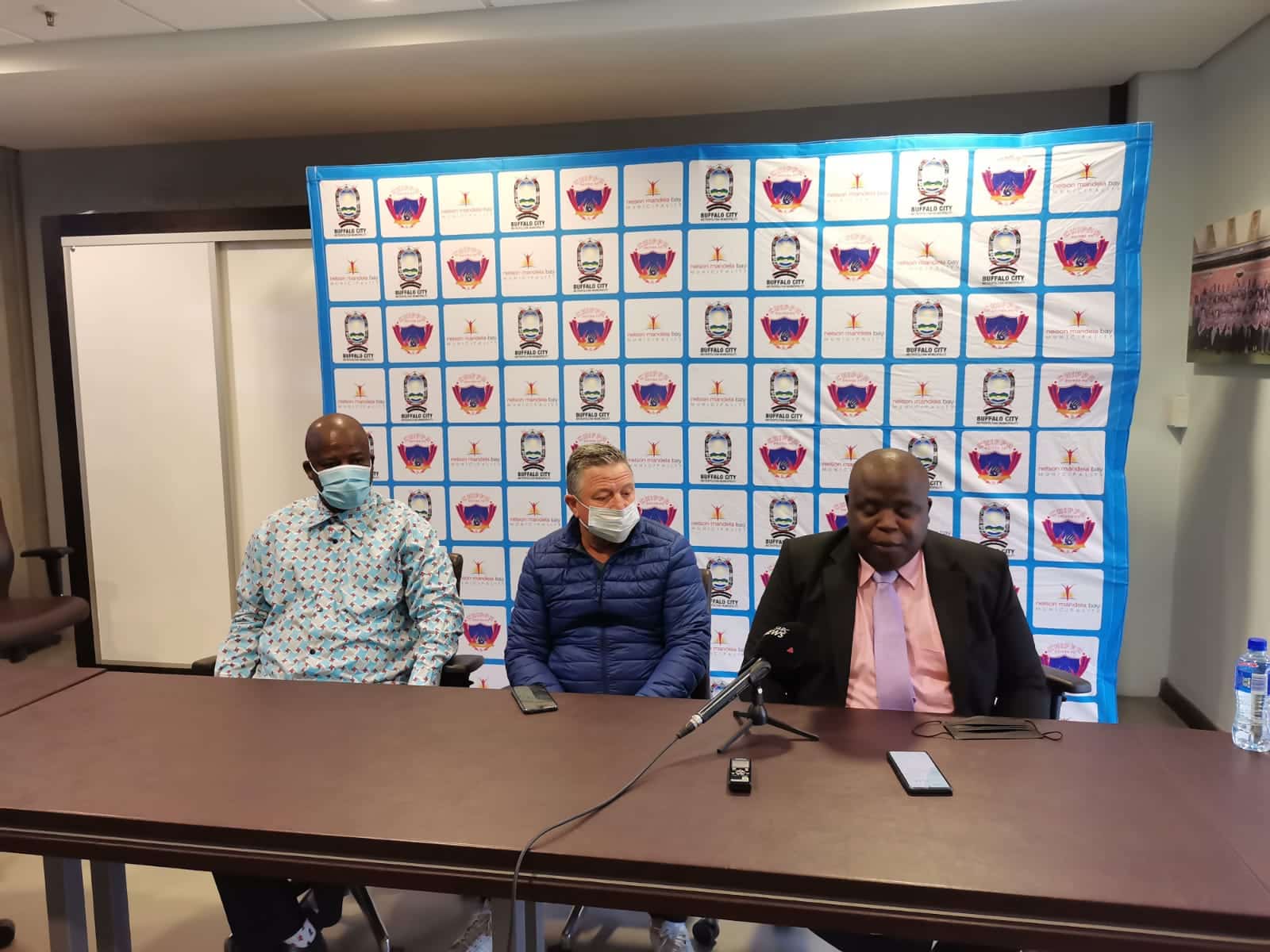 You are currently viewing Gavin Hunt named new Chippa United head coach