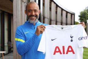 Read more about the article Tottenham appoint Santo after long search to replace Mourinho