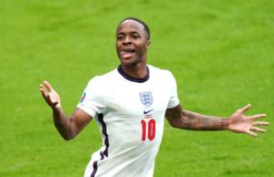 Read more about the article Football rumours: Three Premier League sides could welcome Raheem Sterling