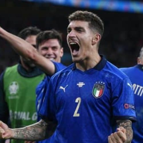 Manchester United plot move for Italy star Giovanni Di Lorenzo