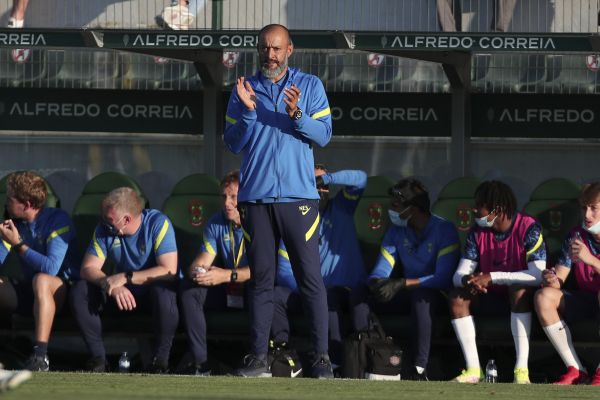 You are currently viewing Nuno admits loss at Pacos de Ferreira affects Tottenham mood