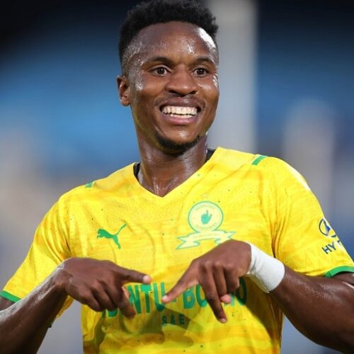 Sundowns begin title defence with tight win over AmaZulu