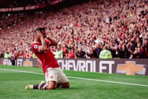Read more about the article Fernandes hat-trick guides Man United to thumping opening day win over Leeds