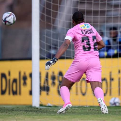 Watch: Itumeleng Khune’s controversial penalty save