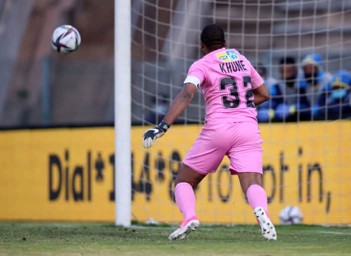 You are currently viewing Watch: Itumeleng Khune’s controversial penalty save