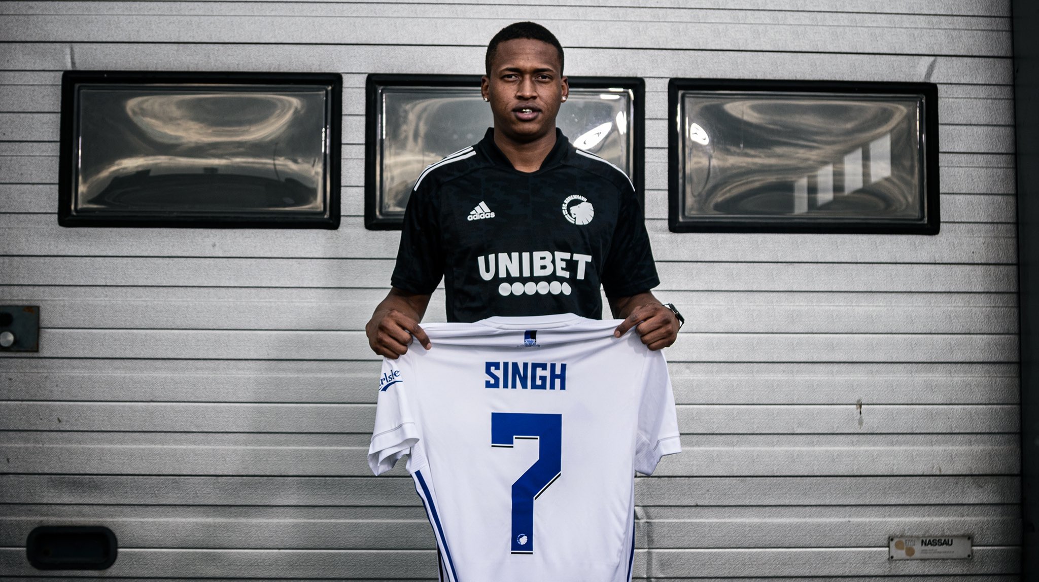 You are currently viewing Watch: Sibusiso Zuma congratulates Luther Singh on joining FC Copenhagen