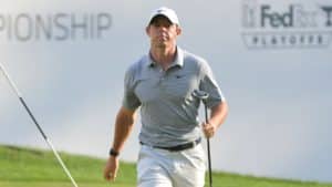 Read more about the article Top-ranked Rahm, McIlroy tied for BMW Championship lead