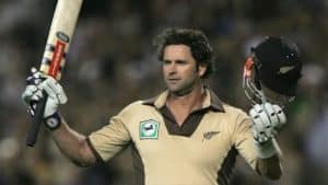 Read more about the article New Zealand cricket great Cairns paralysed after stroke