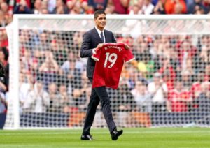 Read more about the article Solskjaer hopes Varane gets the challenge he needs to succeed