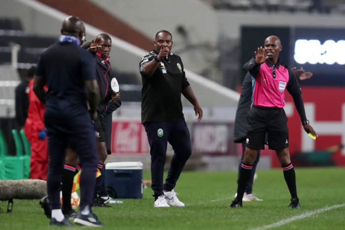 You are currently viewing Watch: Benni’s heated touchline outburst against Tembo