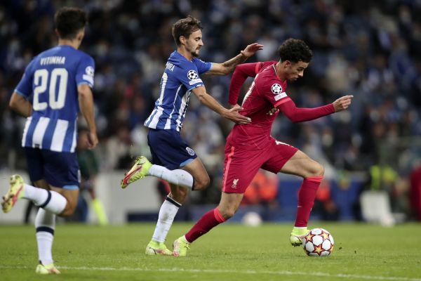 You are currently viewing Klopp hails ‘top-class’ Curtis Jones after Champions League rout of Porto