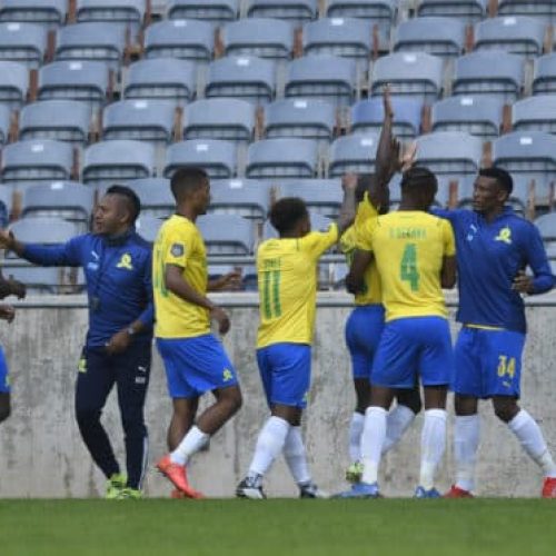 Shalulile bags brace as Sundowns punish Pirates