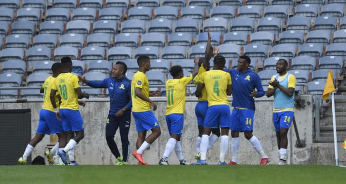 You are currently viewing Shalulile bags brace as Sundowns punish Pirates