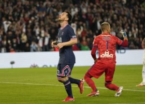 Read more about the article International wrap: PSG snatch last-gasp win but Messi’s wait for first goal goes on