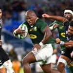 epa09501294 Springboks player Bongi Mbonambi (2-L) in action during Round 6 of the Rugby Championship match between South Africa's Springboks and New Zealand's All Blacks at CBus Stadiumon on the Gold Coast, Queensland, Australia, 02 October 2021. EPA/DAVE HUNT AUSTRALIA AND NEW ZEALAND OUT