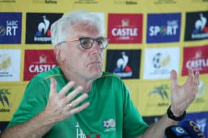 Read more about the article This can only happen in Africa – Broos hits out at unfair advantage for Ghana