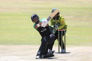 Read more about the article Dolphins down Warriors to reach T20 semi-finals