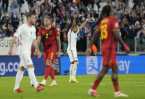 Read more about the article Deschamps praises French character after comeback victory over Belgium