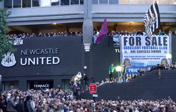 You are currently viewing Saudi-led takeover of Newcastle approved by Premier League