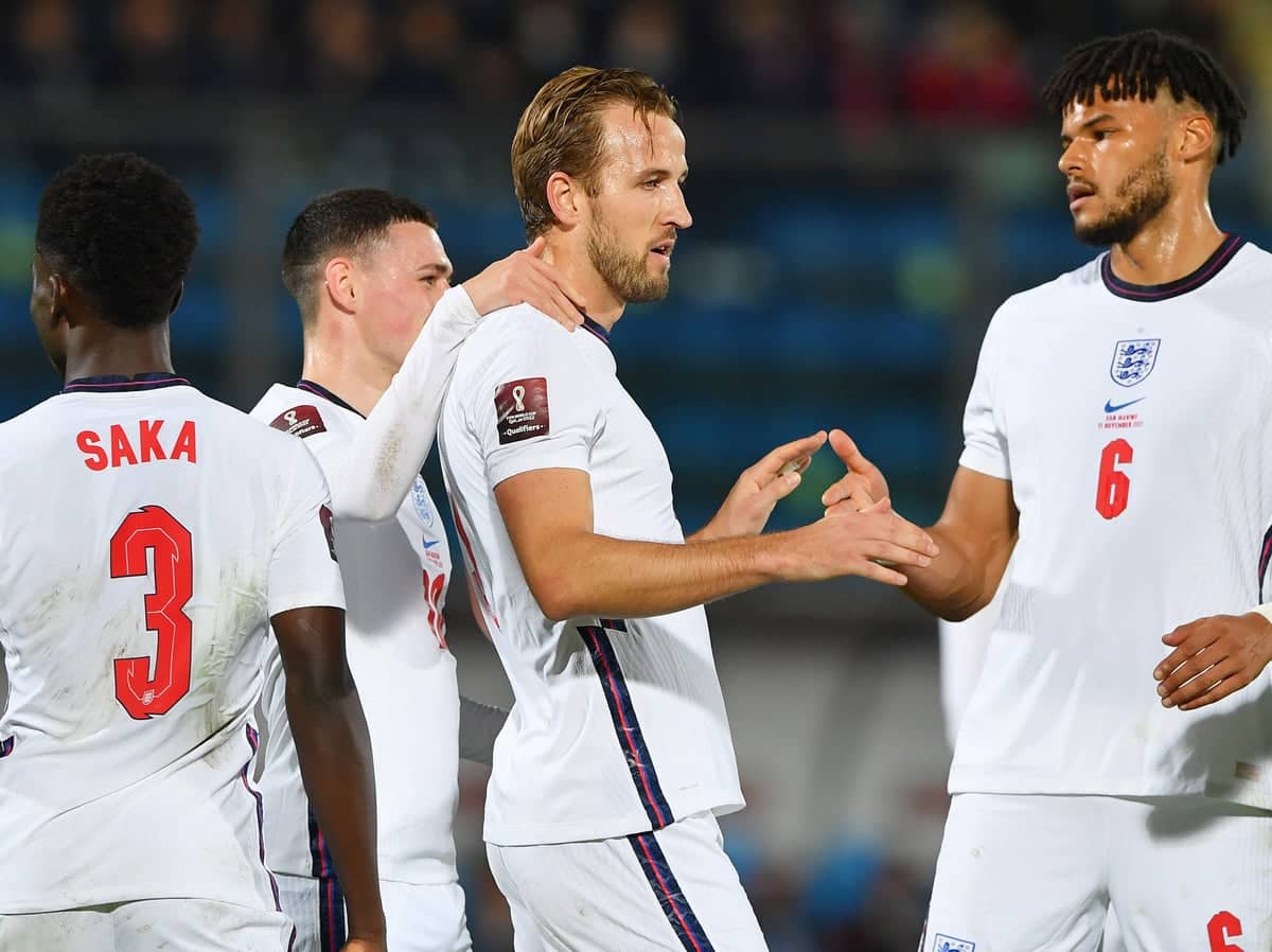 You are currently viewing Swiss pip Italy for World Cup ticket as Kane fires England to Qatar