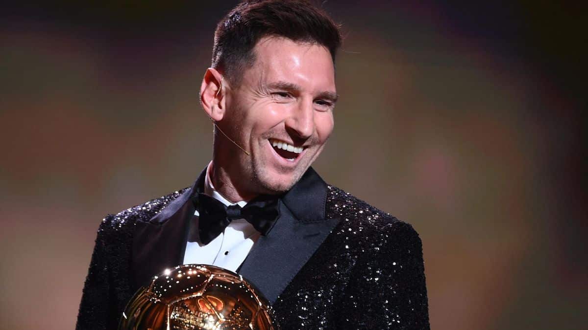 You are currently viewing The PSG star’s 2021 analysed: Why did Lionel Messi win the Ballon d’Or?