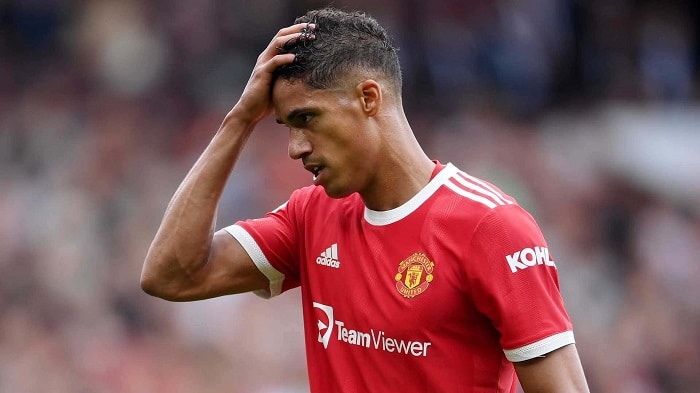 You are currently viewing Varane determined to help Man United end trophy drought